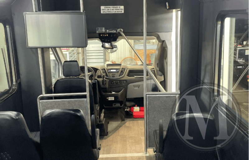 2017 ford glaval transit 14 passenger rear lugagge used commercial bus 5.png